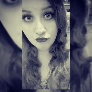 Meet your Posher, Noelle